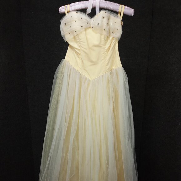 1950s Yellow Chiffon w/lace Sequin Bodice Tule Covered Skirt Cupcake Dress
